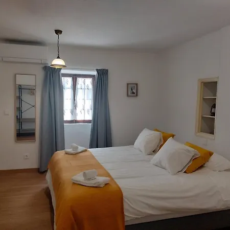 Stone House * Oliveira do Hospital